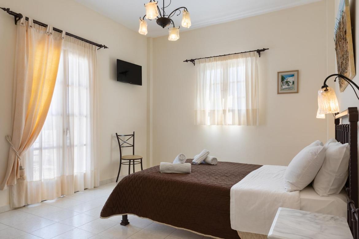 Sardis Rooms Kimolos Exterior photo