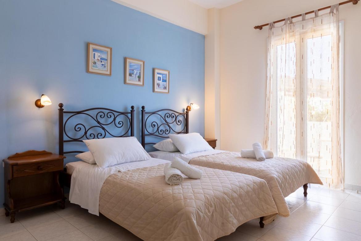 Sardis Rooms Kimolos Exterior photo