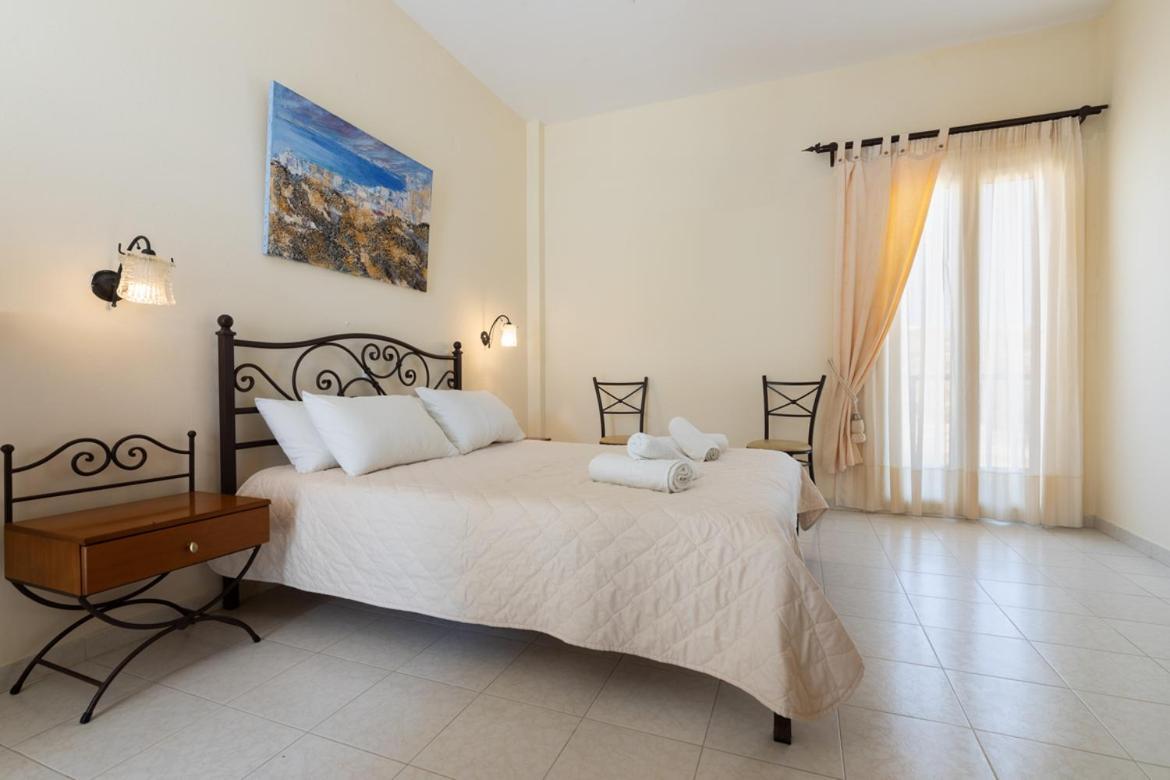 Sardis Rooms Kimolos Exterior photo