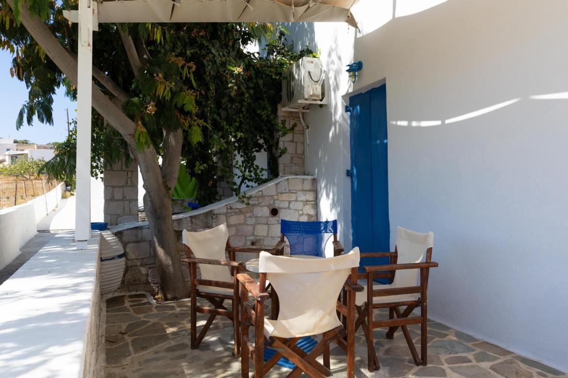Sardis Rooms Kimolos Exterior photo