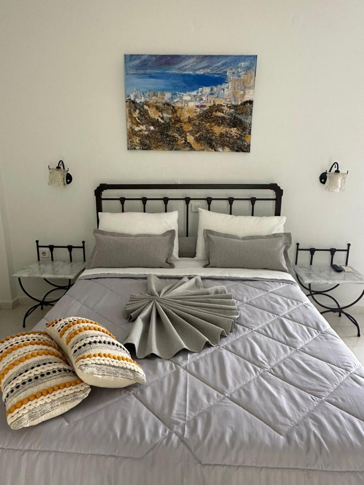 Sardis Rooms Kimolos Exterior photo