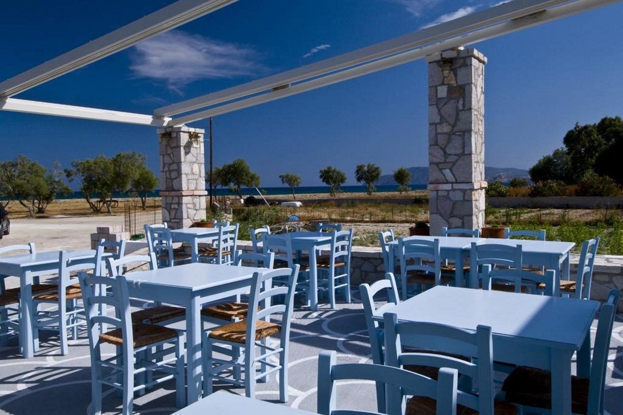 Sardis Rooms Kimolos Exterior photo