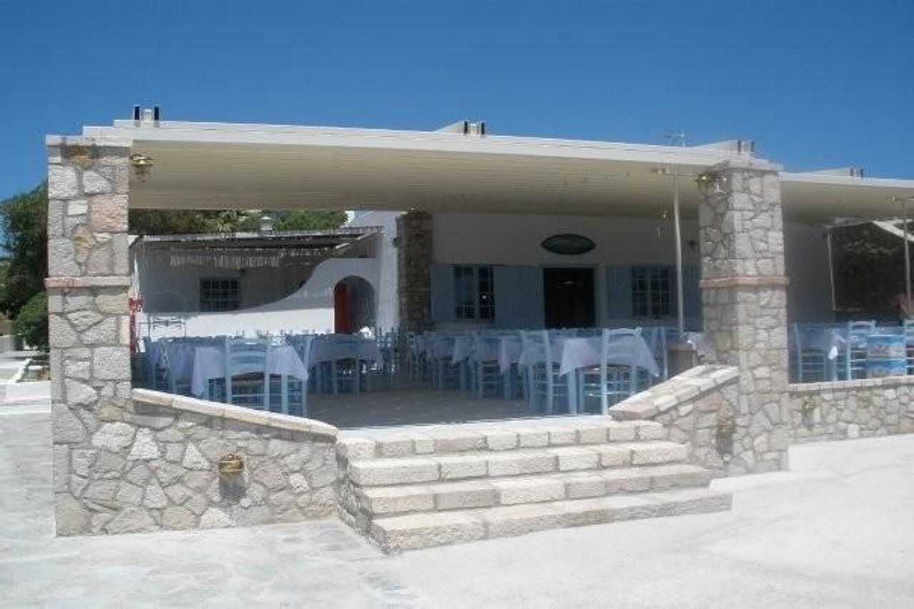 Sardis Rooms Kimolos Exterior photo
